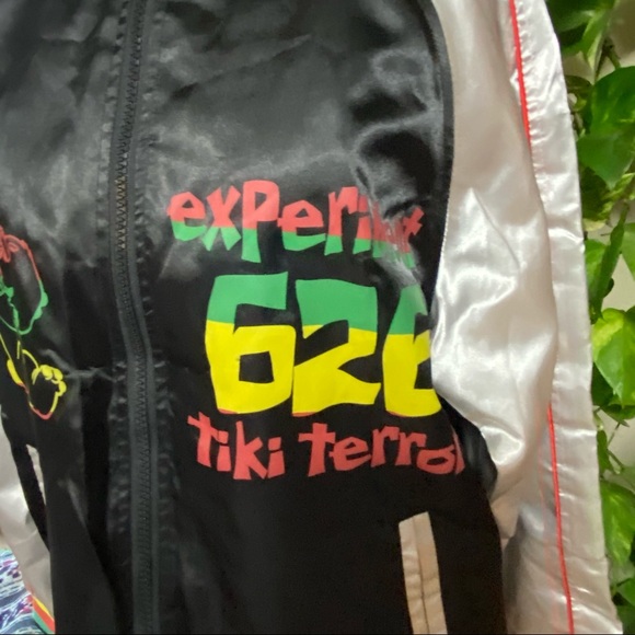 NWT Disney Lilo & Stitch 626 Tiki Terror jacket - Picture 10 of 13